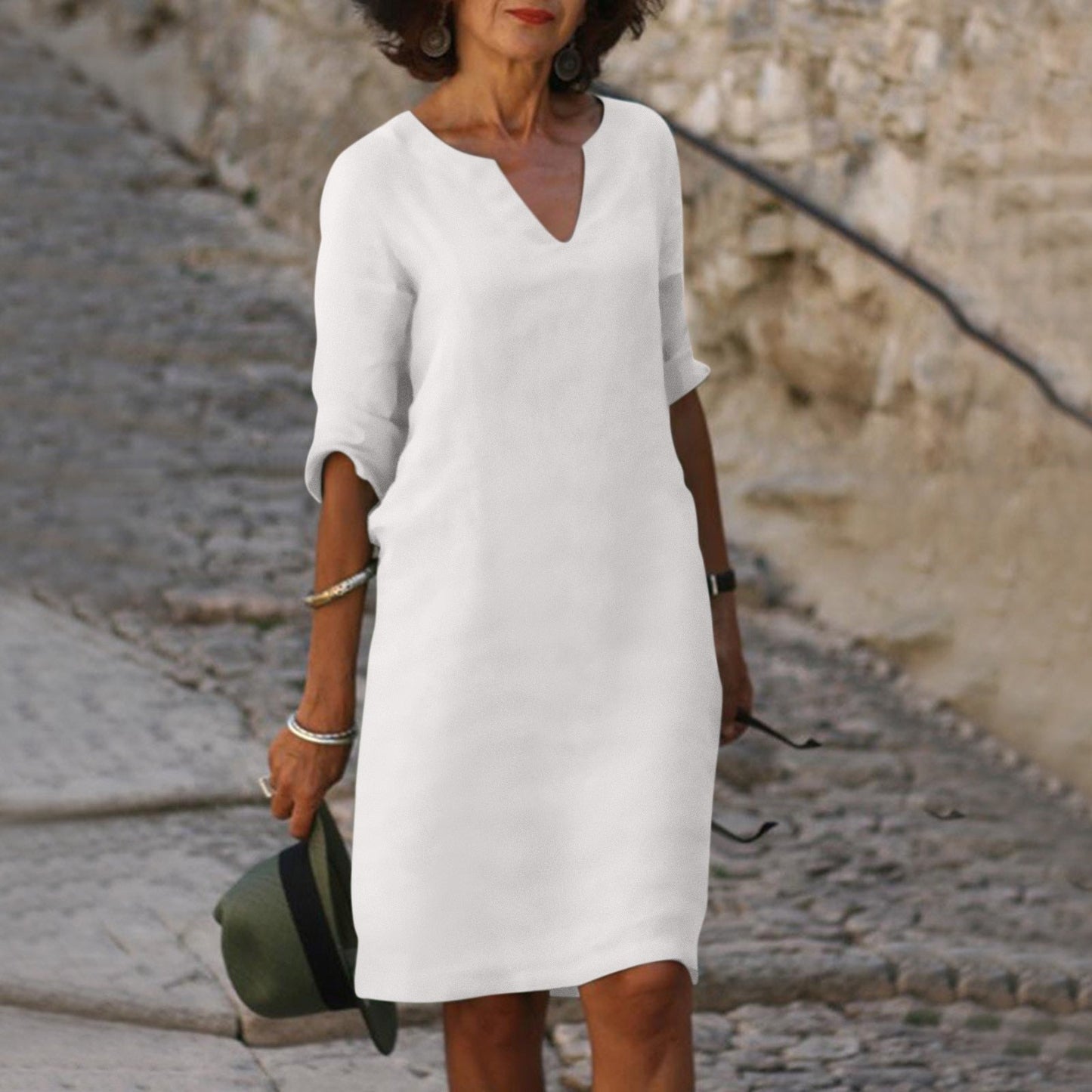 Amara - Vestido de lino con cuello en V
