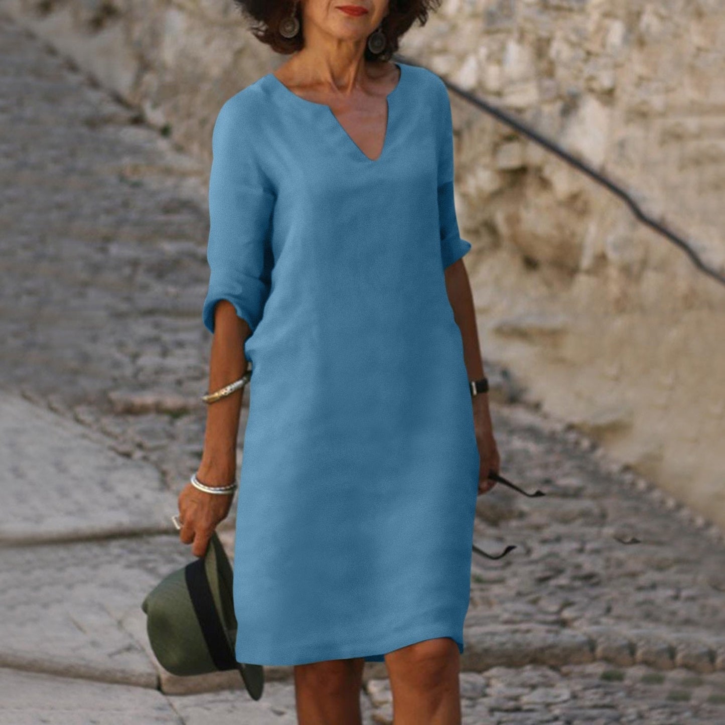 Amara - Vestido de lino con cuello en V