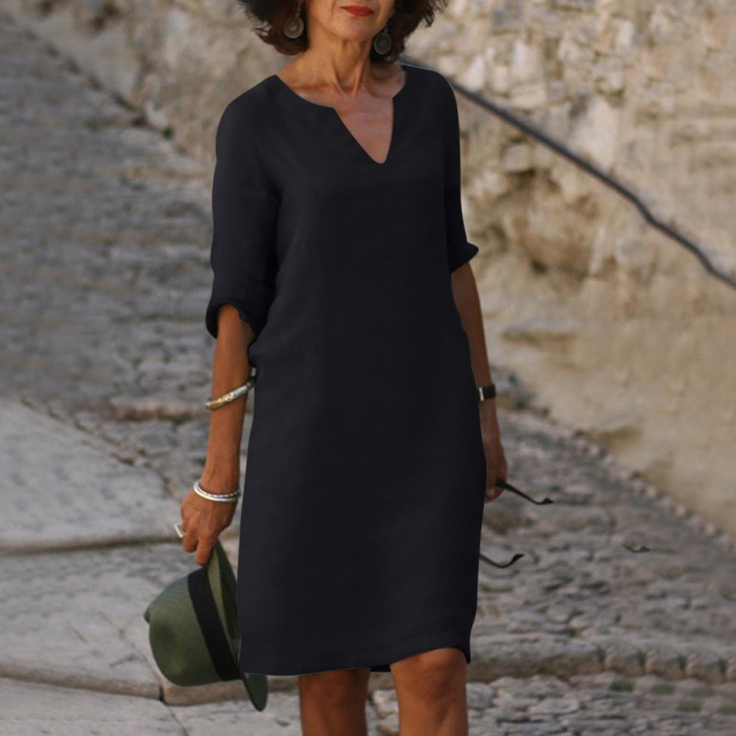 Amara - Vestido de lino con cuello en V