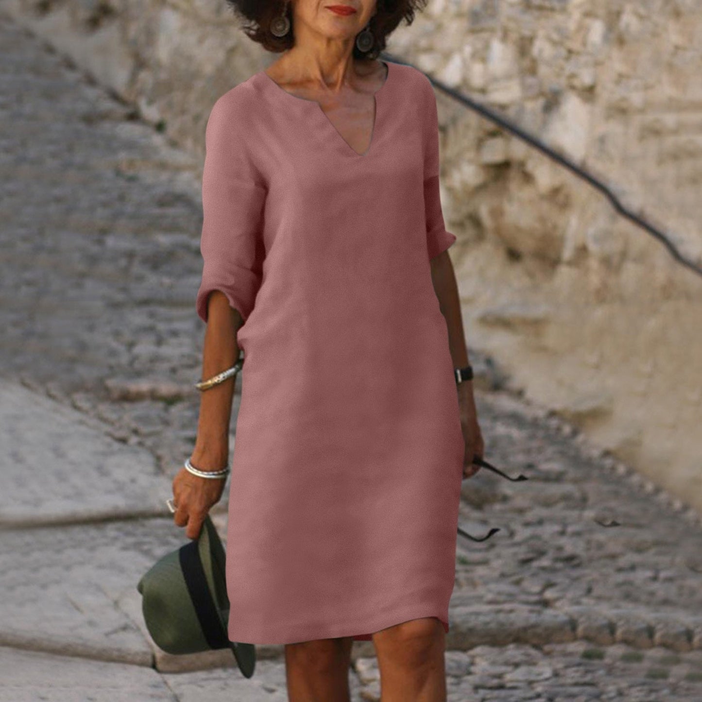 Amara - Vestido de lino con cuello en V